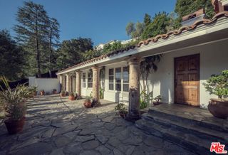 2627 Outpost Drive, Los Angeles, CA 90068