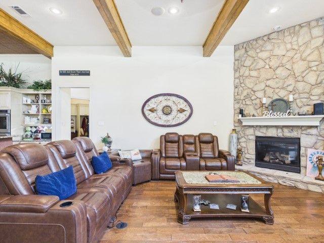 299 Saint Andrews Drive, Mabank, TX 75156