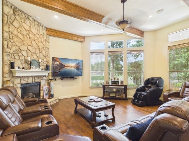 299 Saint Andrews Drive, Mabank, TX 75156