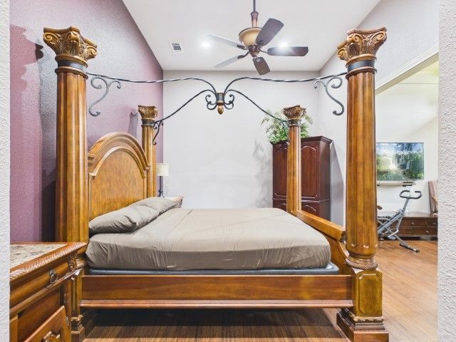 299 Saint Andrews Drive, Mabank, TX 75156