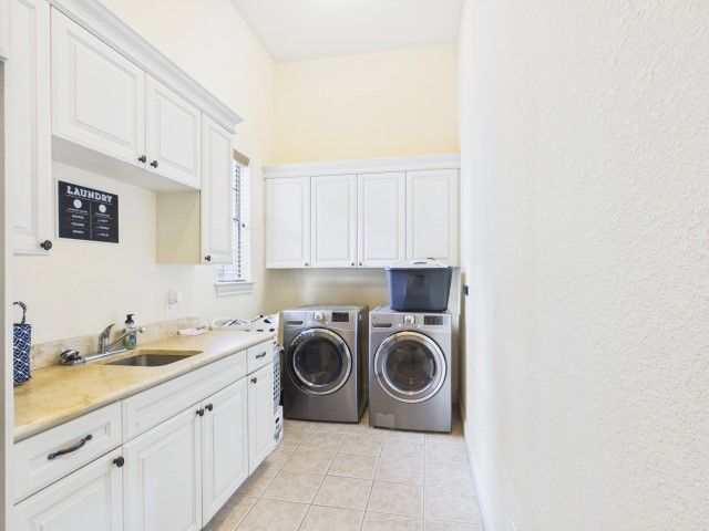 299 Saint Andrews Drive, Mabank, TX 75156