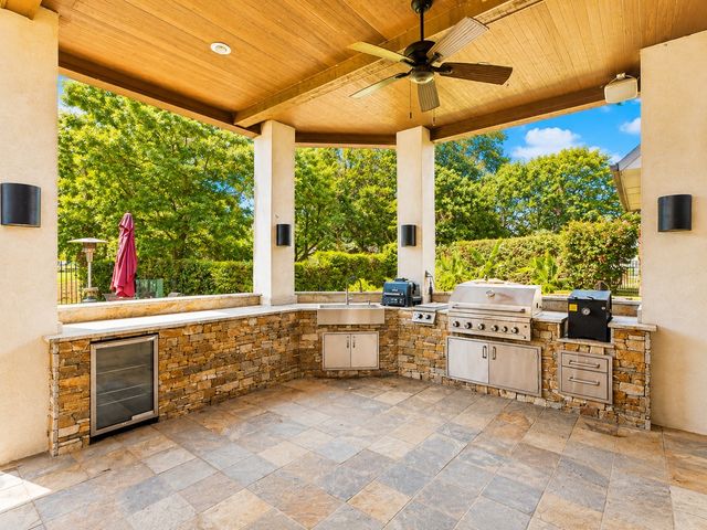 299 Saint Andrews Drive, Mabank, TX 75156