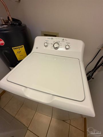 1469 E Johnson Ave 1469, Pensacola, FL 32514