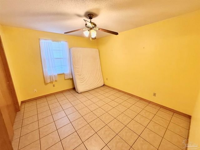 1469 E Johnson Ave 1469, Pensacola, FL 32514