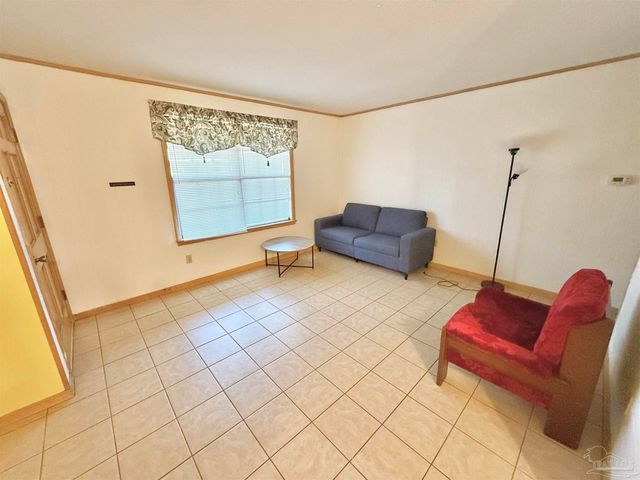 1469 E Johnson Ave 1469, Pensacola, FL 32514