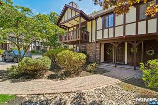 3811 Melville Court, Mahwah, NJ 07430
