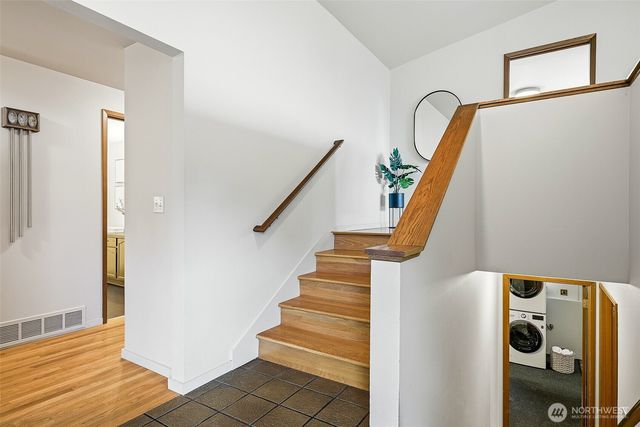 12202 7th Avenue NW, Seattle, WA 98177