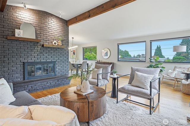 12202 7th Avenue NW, Seattle, WA 98177