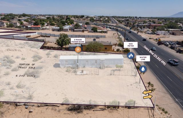 1735 Coors Boulevard SW, Albuquerque, NM 87121