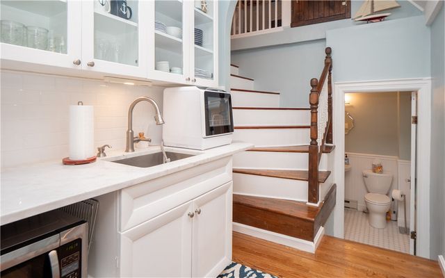 67 Perry Street 5, Newport, RI 02840