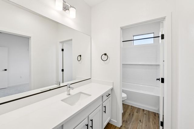 2060 Odin Walk, Sacramento, CA 95835