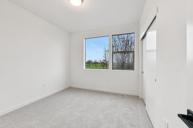 2060 Odin Walk, Sacramento, CA 95835