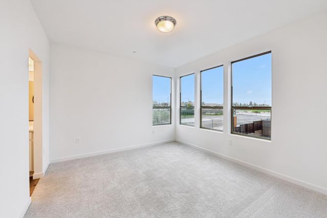 2060 Odin Walk, Sacramento, CA 95835