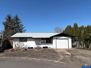 4739 Charmalee Ct NE, Salem, OR 97305