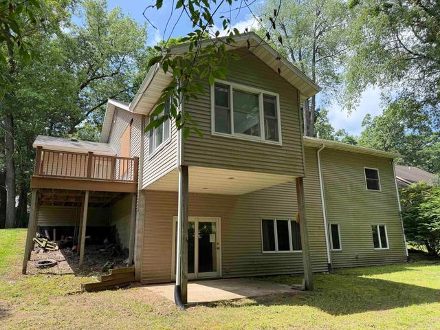 15312 Carriage Way Street, Plymouth, IN 46563