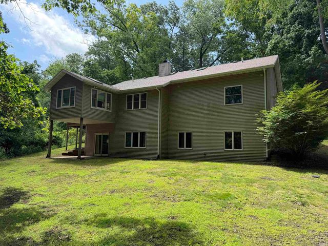 15312 Carriage Way Street, Plymouth, IN 46563