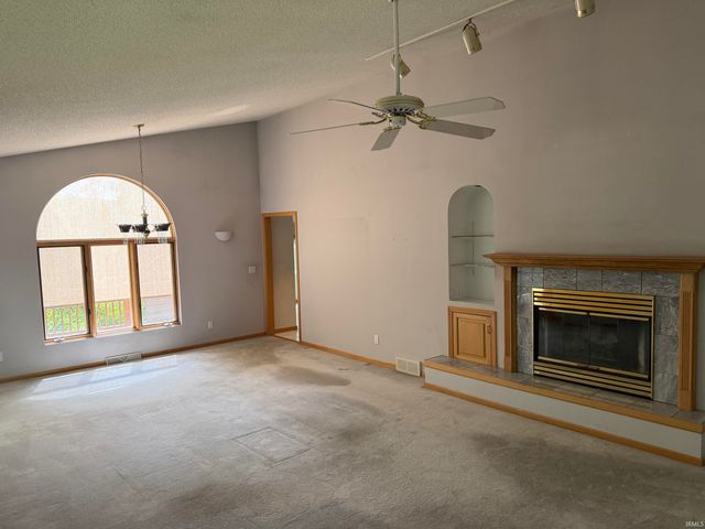 15312 Carriage Way Street, Plymouth, IN 46563