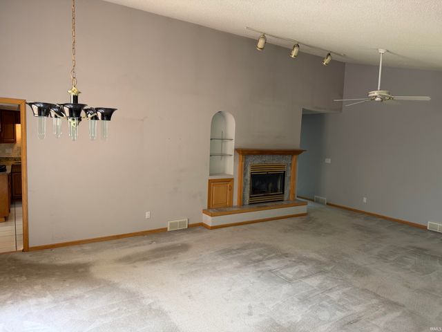 15312 Carriage Way Street, Plymouth, IN 46563