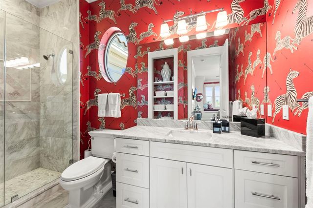 19 BAYFRONT COURT S, St Petersburg, FL 33711