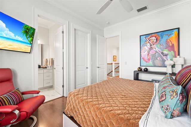 19 BAYFRONT COURT S, St Petersburg, FL 33711