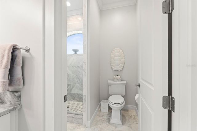 19 BAYFRONT COURT S, St Petersburg, FL 33711