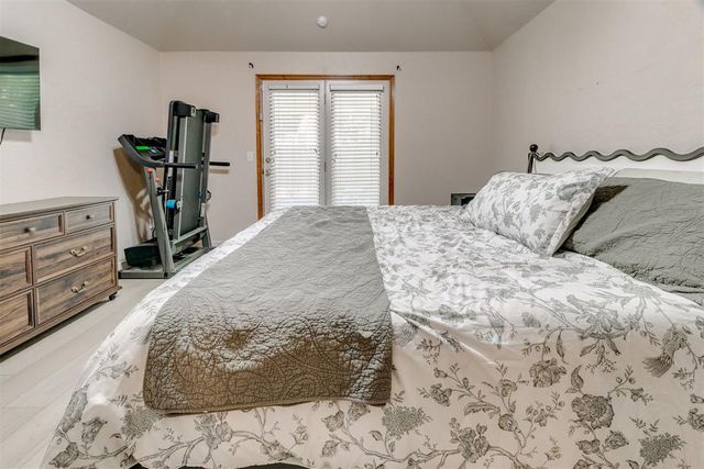15613 Sandstone Terrace, Moore, OK 73170