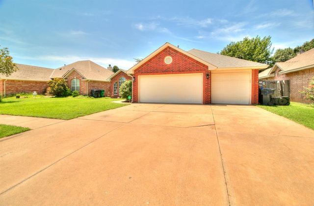 15613 Sandstone Terrace, Moore, OK 73170