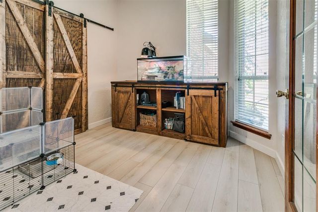 15613 Sandstone Terrace, Moore, OK 73170