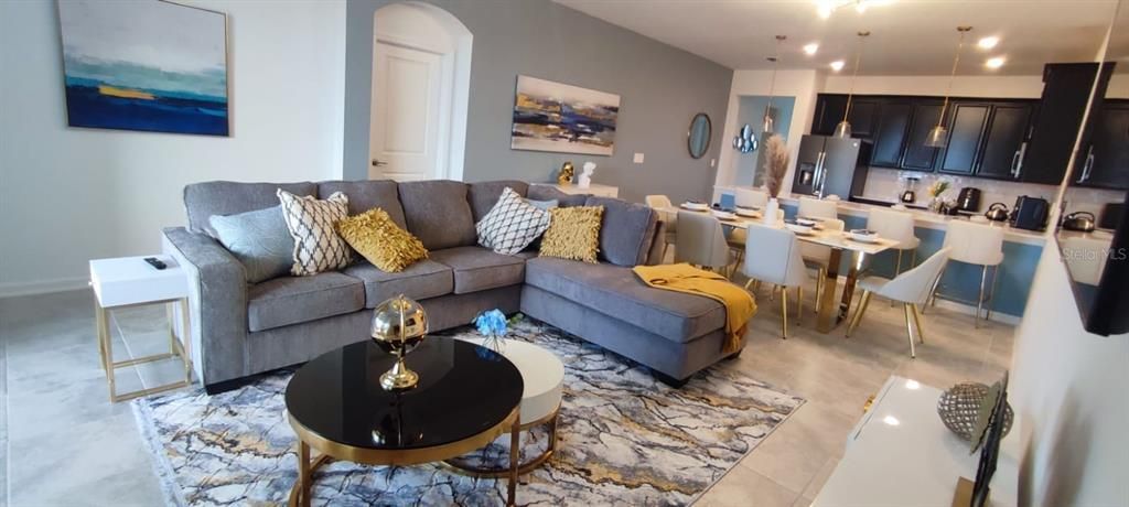 Image 5 of property listing at 9343 SOMMERSET HILLS DRIVE 9343, Davenport, FL 33896