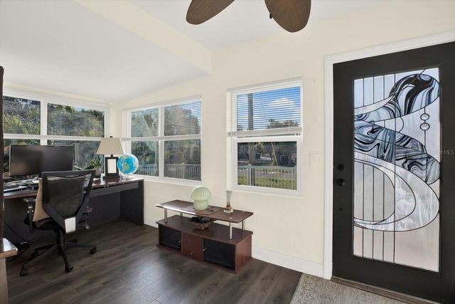 5201 18TH AVENUE S, Gulfport, FL 33707