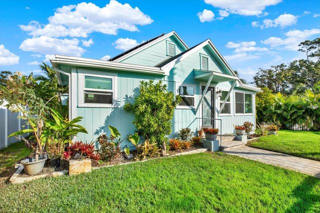 5201 18TH AVENUE S, Gulfport, FL 33707