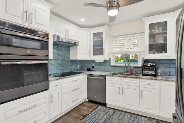 5201 18TH AVENUE S, Gulfport, FL 33707