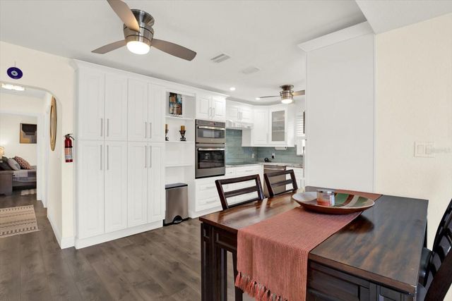 5201 18TH AVENUE S, Gulfport, FL 33707