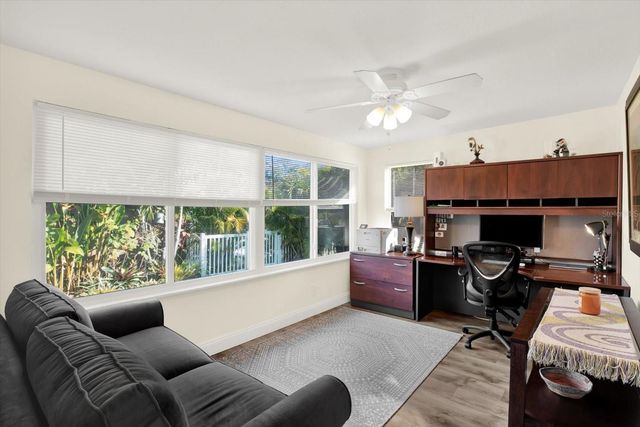 5201 18TH AVENUE S, Gulfport, FL 33707