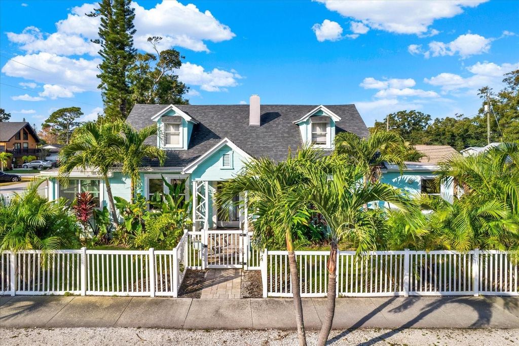 5201 18TH AVENUE S, Gulfport, FL 33707