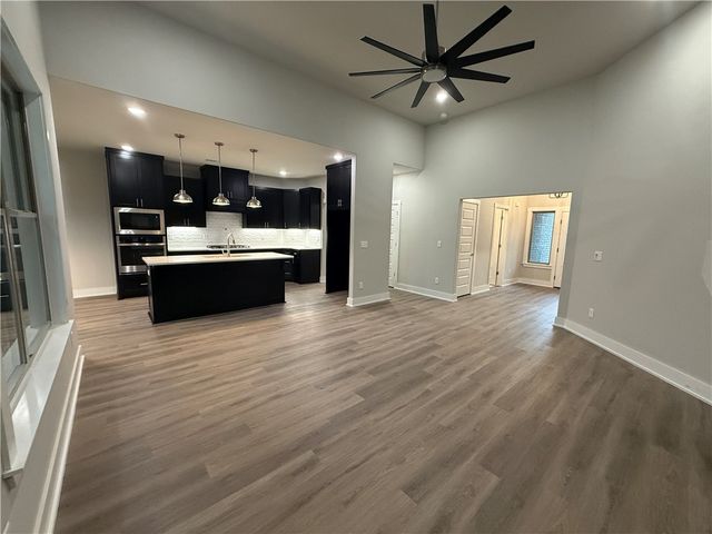 2106 N Dagan Street, Siloam Springs, AR 72761