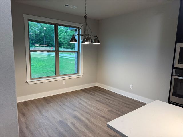 2106 N Dagan Street, Siloam Springs, AR 72761