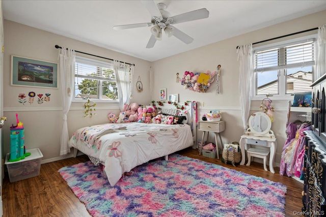 215 N Boston Avenue, Massapequa, NY 11758