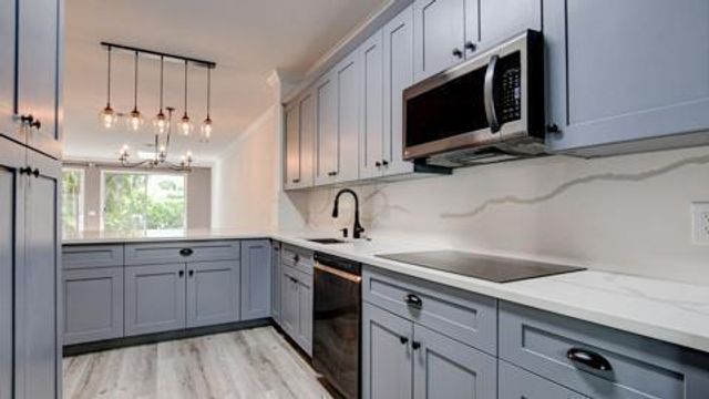 6784 Via Regina, Boca Raton, FL 33433