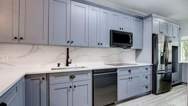 6784 Via Regina, Boca Raton, FL 33433