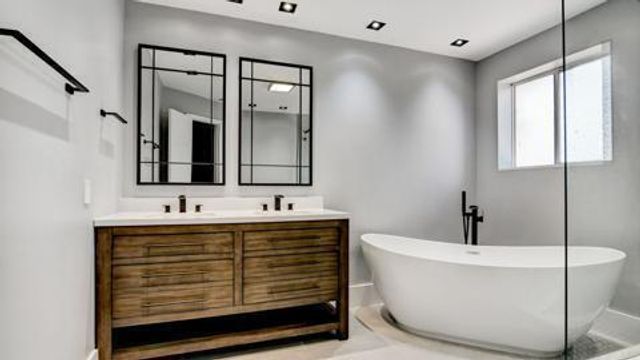 6784 Via Regina, Boca Raton, FL 33433