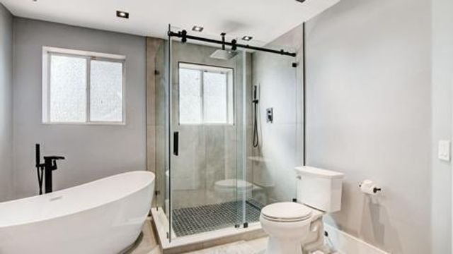 6784 Via Regina, Boca Raton, FL 33433