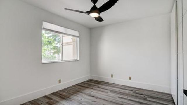 6784 Via Regina, Boca Raton, FL 33433