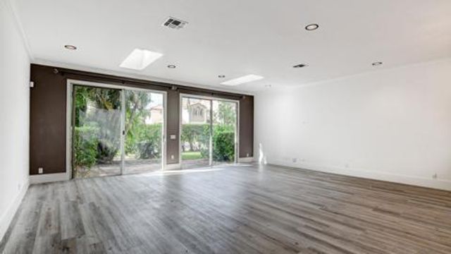 6784 Via Regina, Boca Raton, FL 33433