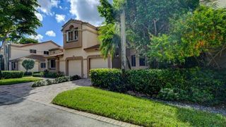 6784 Via Regina, Boca Raton, FL 33433