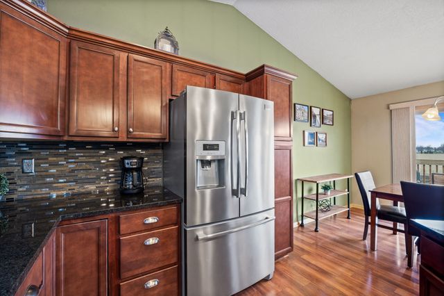 5918 NW 106th Street, Johnston, IA 50131