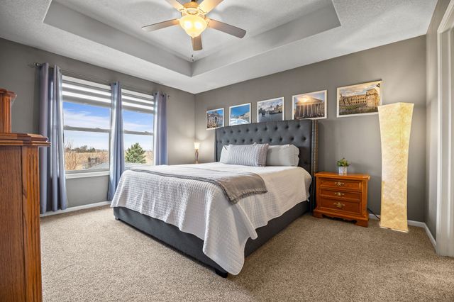 5918 NW 106th Street, Johnston, IA 50131