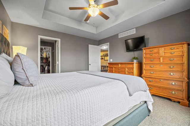 5918 NW 106th Street, Johnston, IA 50131