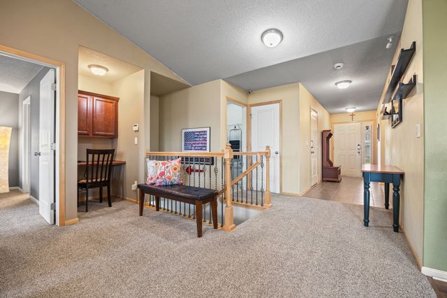 5918 NW 106th Street, Johnston, IA 50131