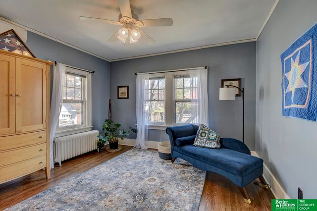 101 N 54 Street, Omaha, NE 68132